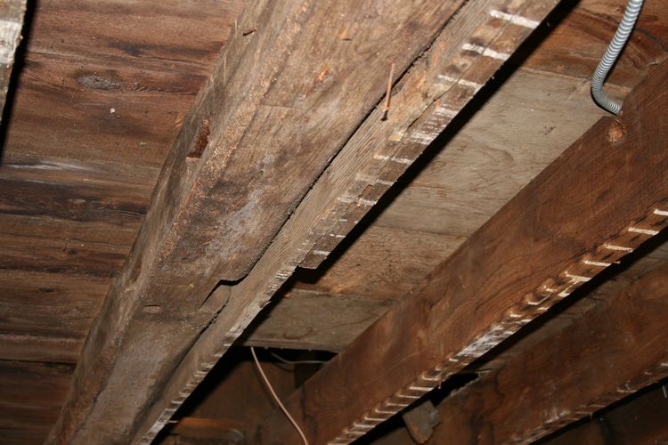 gal/251 North West St. - 2006-2007/070411 Main House Rafter Support.jpg